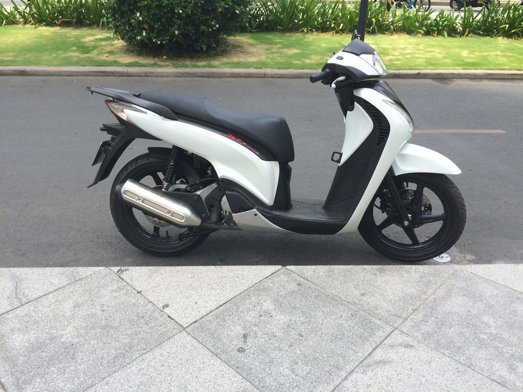 Honda SH150i Trắng Sporty nhập khẩu Italy cuối 2010 BS đẹp Cần Bán! - 7