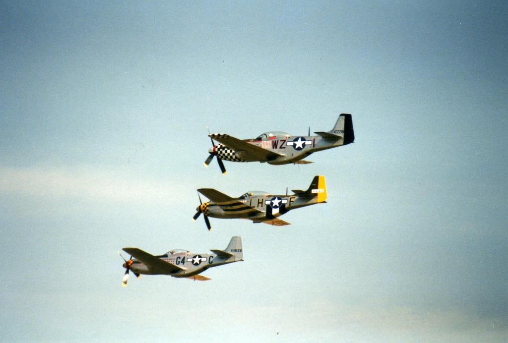 [Image: MUSTANGSFLYINGLEGENDSDUXFORD_zpsd60c4826.jpeg]