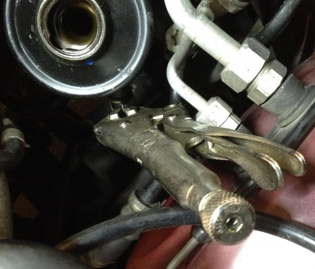 Toyota Corolla Repair Manual: Handling of hose clamps Toyota Corolla Repair Manual: Handling of hose clamps