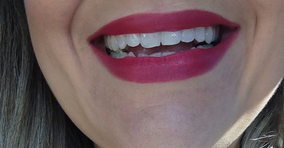 baton quem disse berenice, vermelito, ruby woo, riri woo, make