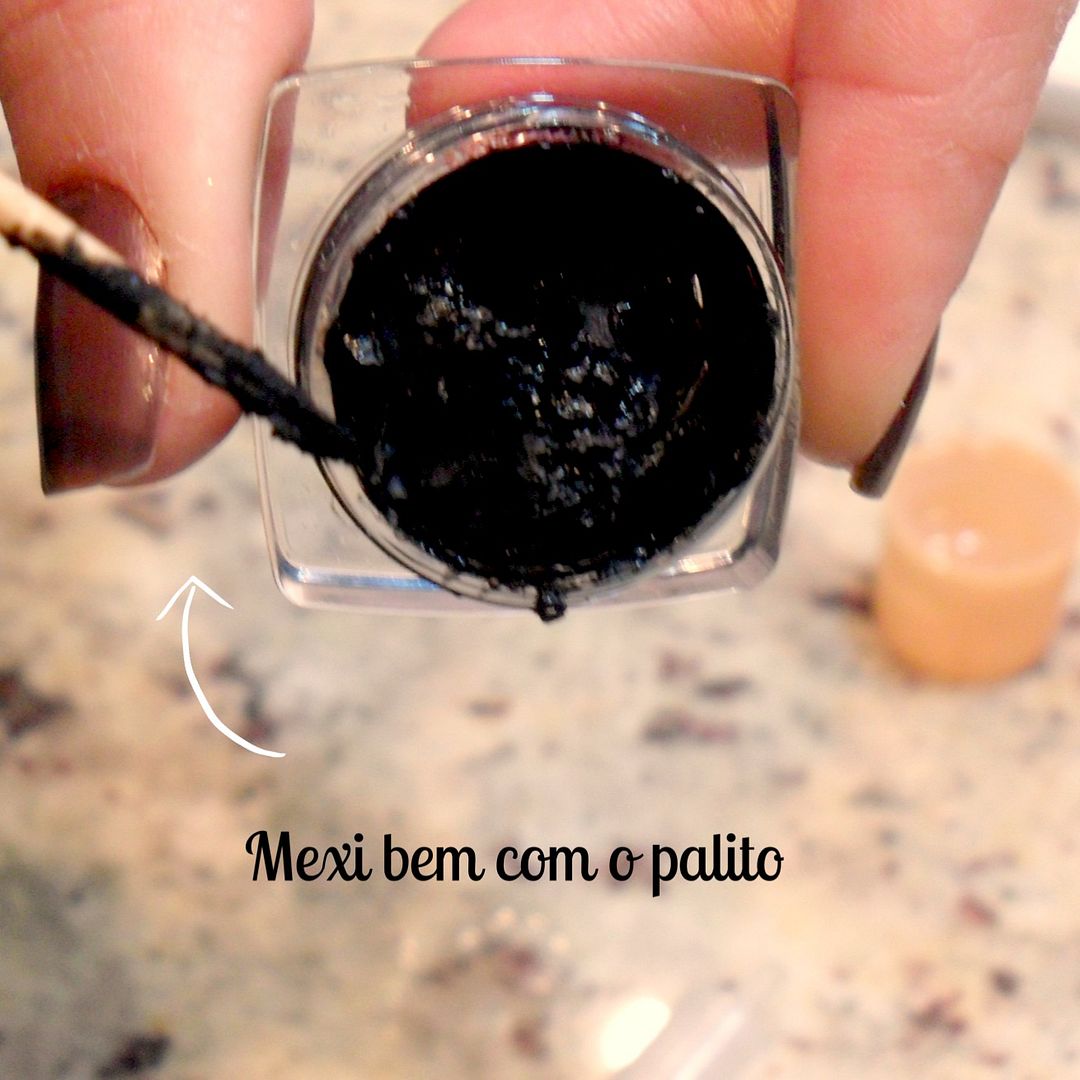 arrumando o delineador em gel seco, delineado de gatinho, contem 1g, oleo de bebe johnson