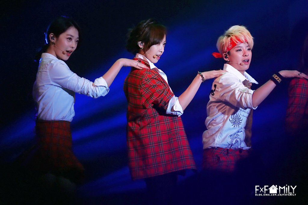 photo rTXk4cX_zps61f9d51e.jpg