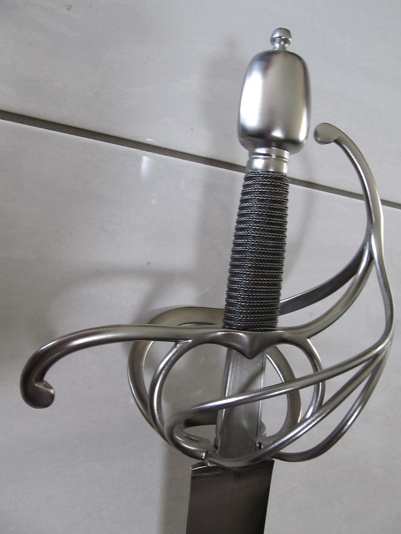 Arms & Armor Town Guard Sword, Scabbard & Baldric Review SBG Sword Forum